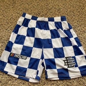 Eric Emanuel NASCAR shorts size L fit like a medium
